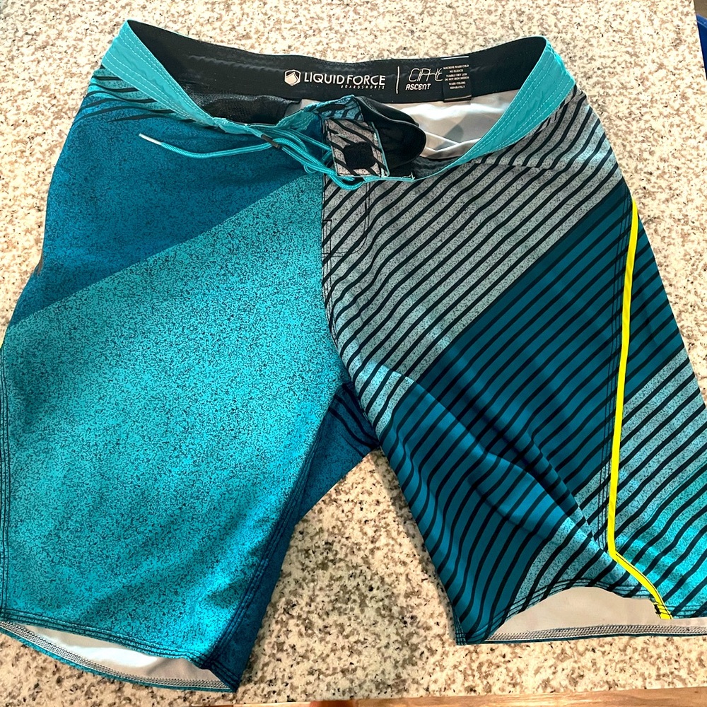 Liquid Force Cipher 32